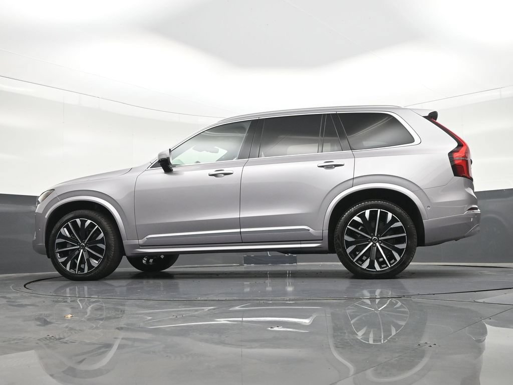 New 2026 Volvo XC90 B6 Plus w/ Protection Package Premier AWD/4WD image 32