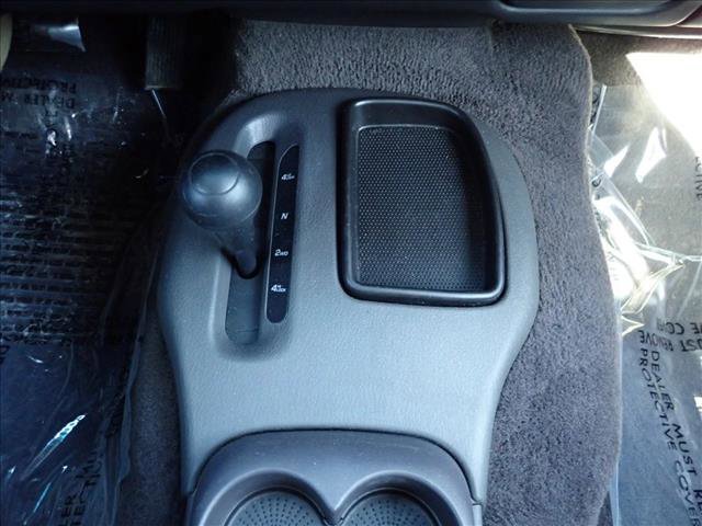 Used 2000 Dodge Durango 4WD image 19