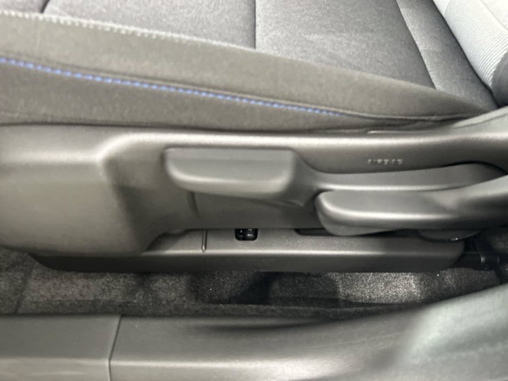 New 2026 Chevrolet Trax LS w/ LS Convenience Package FWD image 12