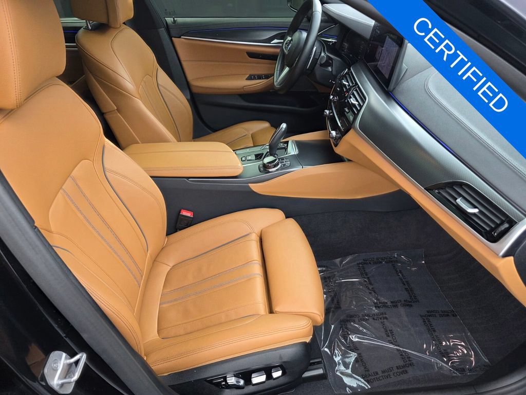 Certified 2022 BMW M550i xDrive w/ Executive Package AWD/4WD image 28