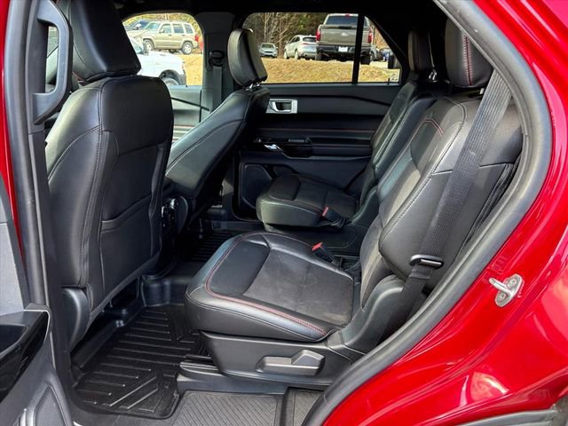 Used 2022 Ford Explorer ST-Line image 18