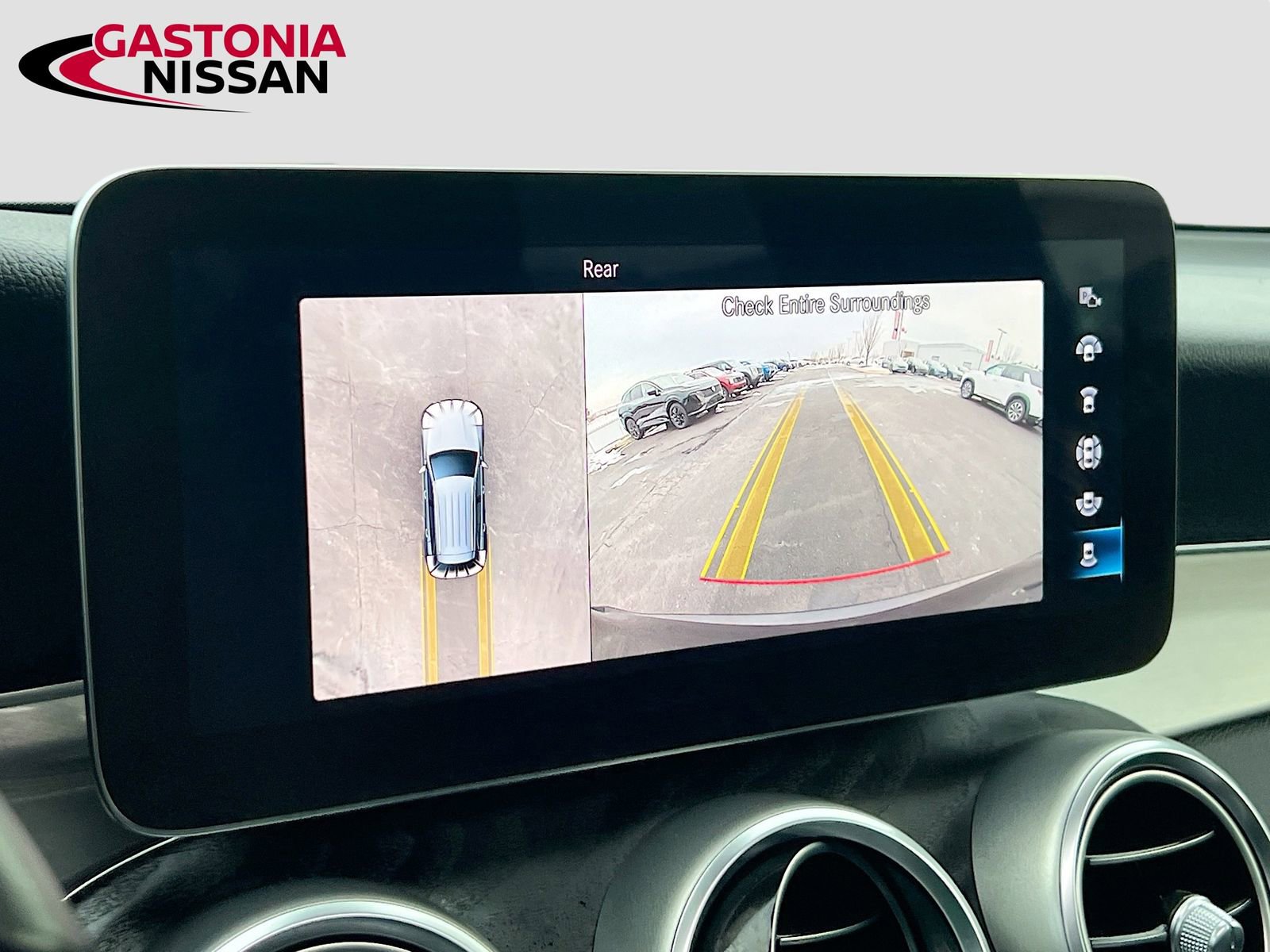 Used 2022 Mercedes-Benz GLC 300 image 17