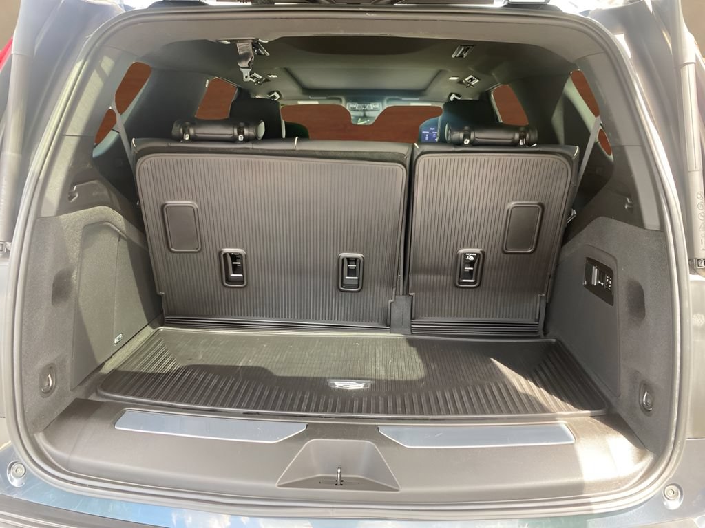 Used 2021 Cadillac Escalade Sport w/ Driver Assist Tech Package AWD/4WD image 13