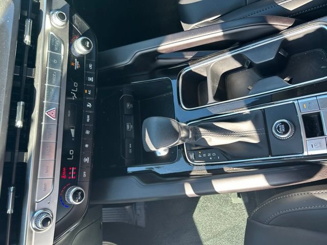 Used 2024 Kia Telluride LX FWD image 11