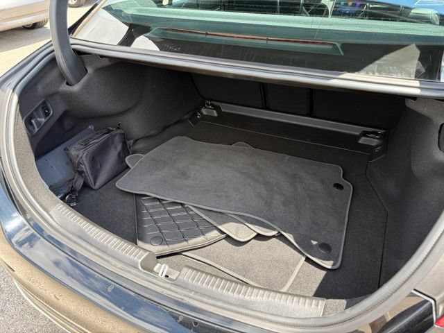 Used 2025 Mercedes-Benz C 300 Sedan image 30