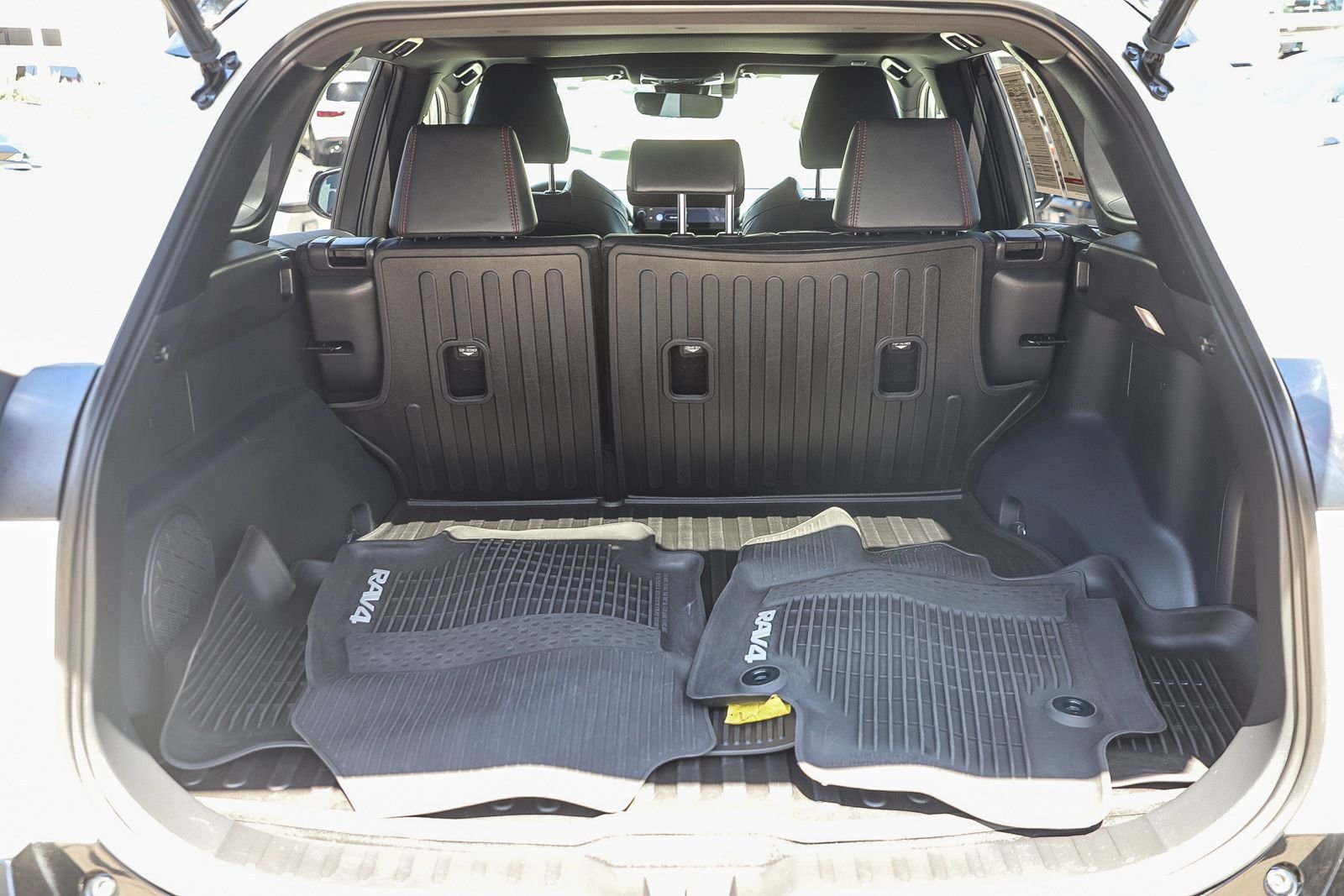 Used 2023 Toyota RAV4 XSE w/ Weather Package AWD/4WD image 26