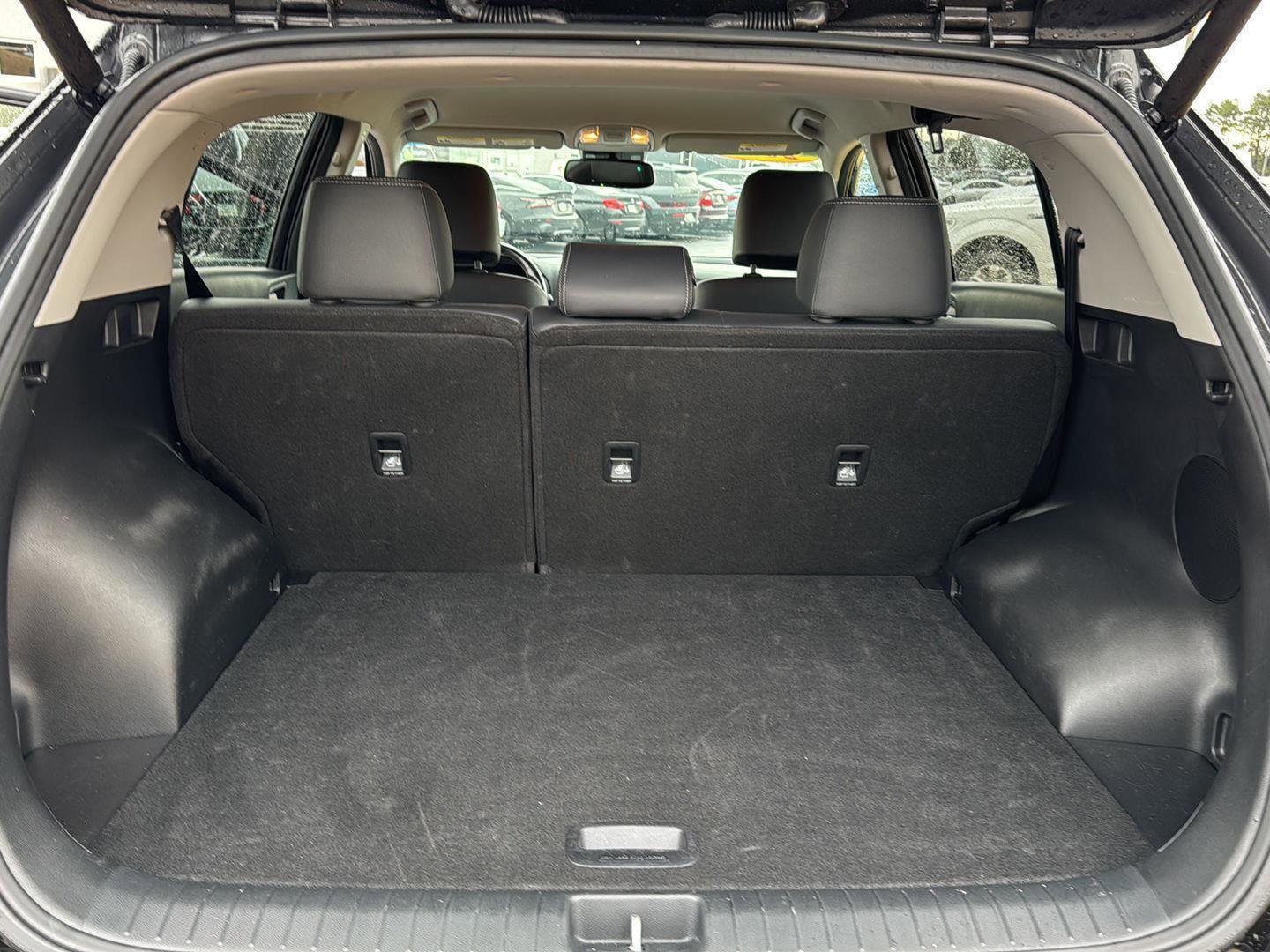 Used 2021 Kia Sportage EX image 30