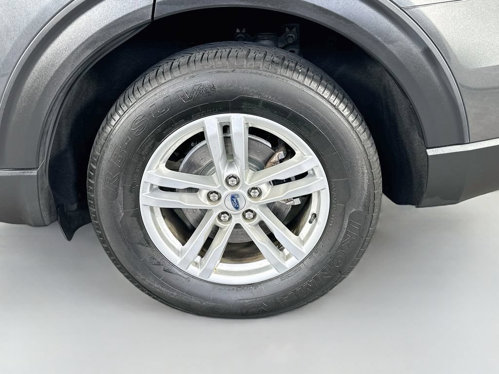 Used 2020 Ford Explorer XLT AWD/4WD image 33