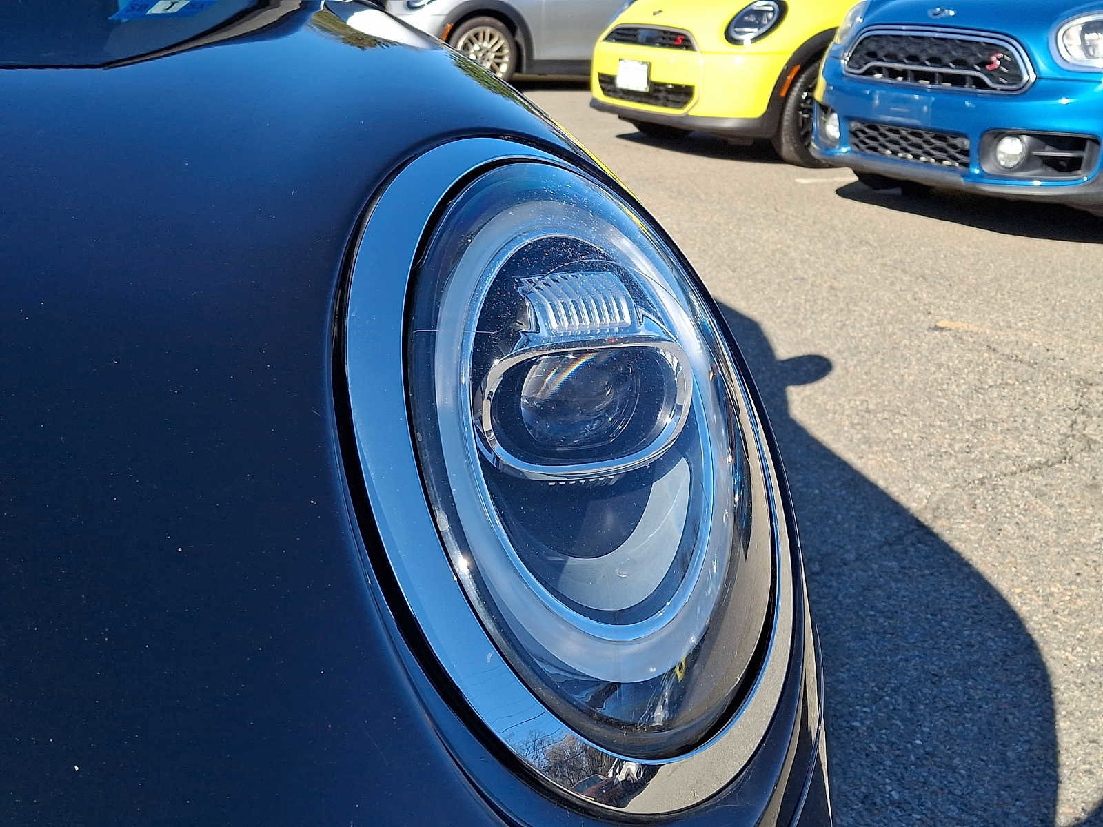 Used 2019 MINI Cooper 2-Door Hardtop image 9