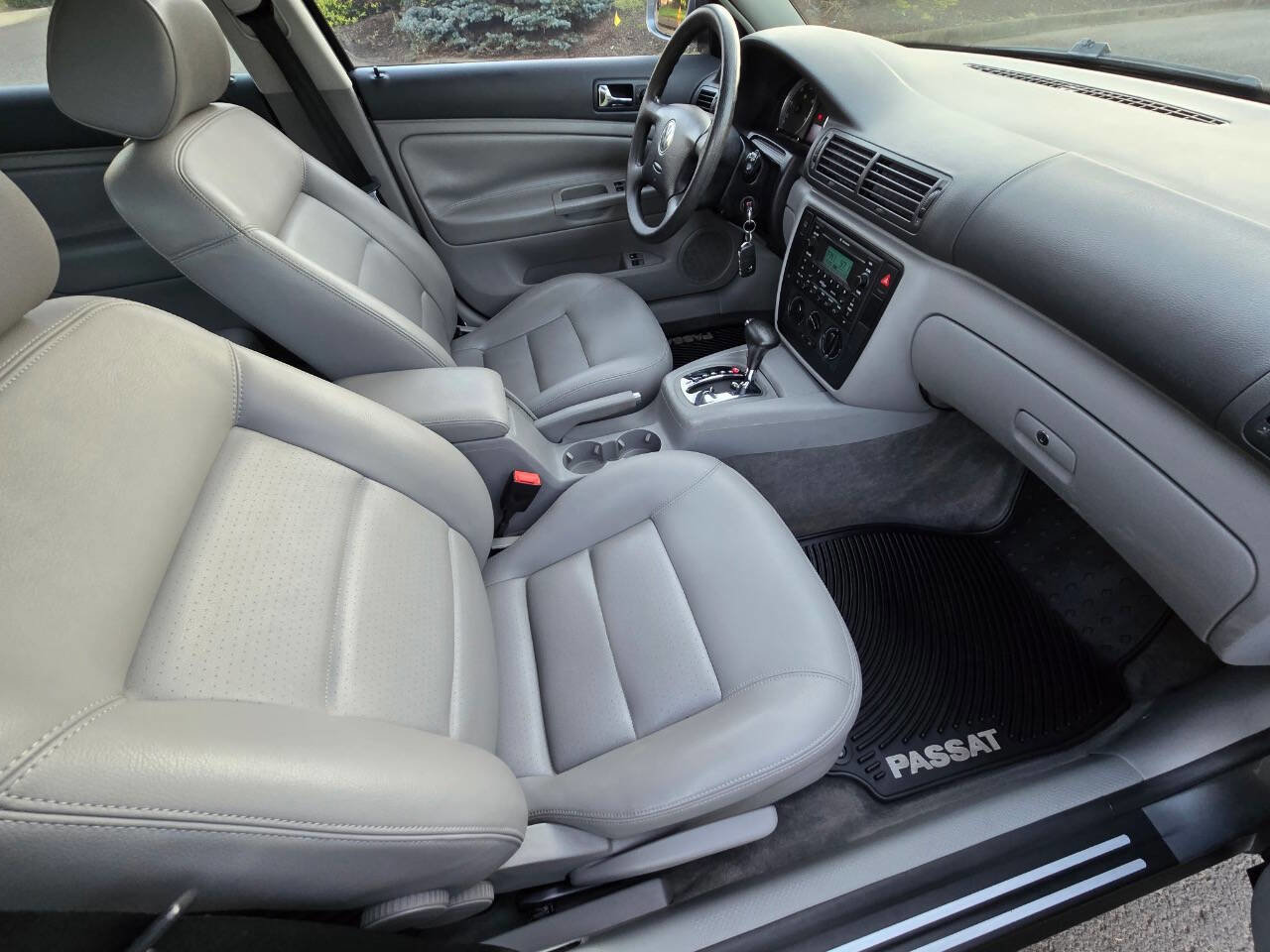 Used 2004 Volkswagen Passat GLS image 22