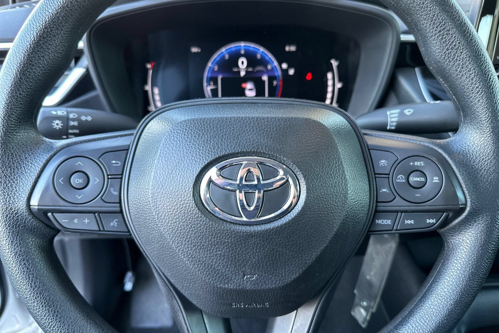 Used 2026 Toyota Corolla LE FWD image 21