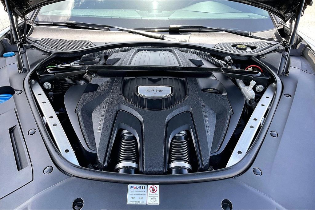 Used 2021 Porsche Panamera 4S image 30