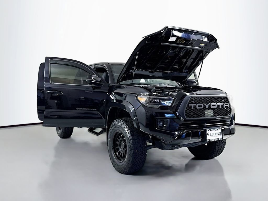 Used 2019 Toyota Tacoma SR5 RWD image 19
