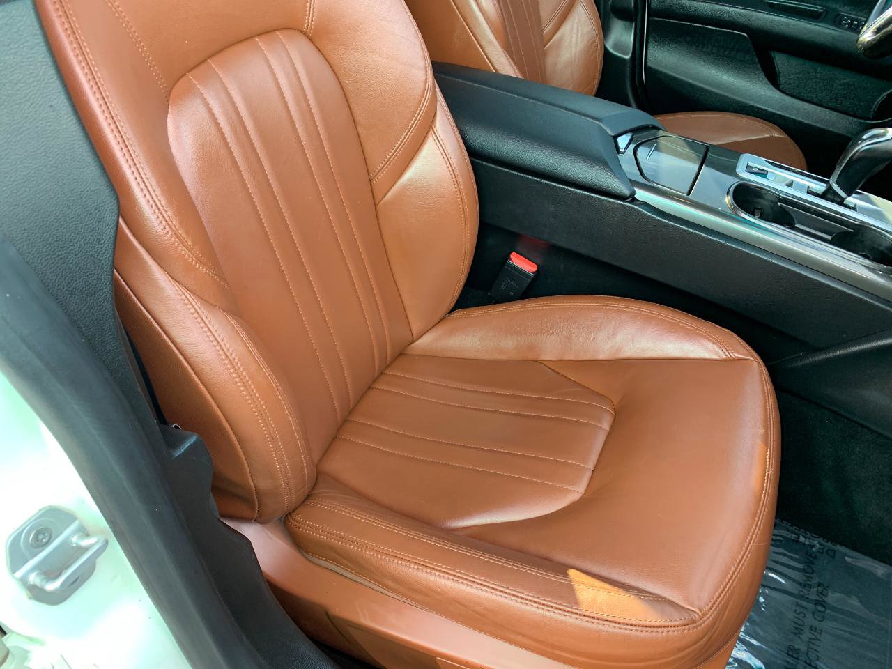 Used 2015 Maserati Ghibli RWD image 44