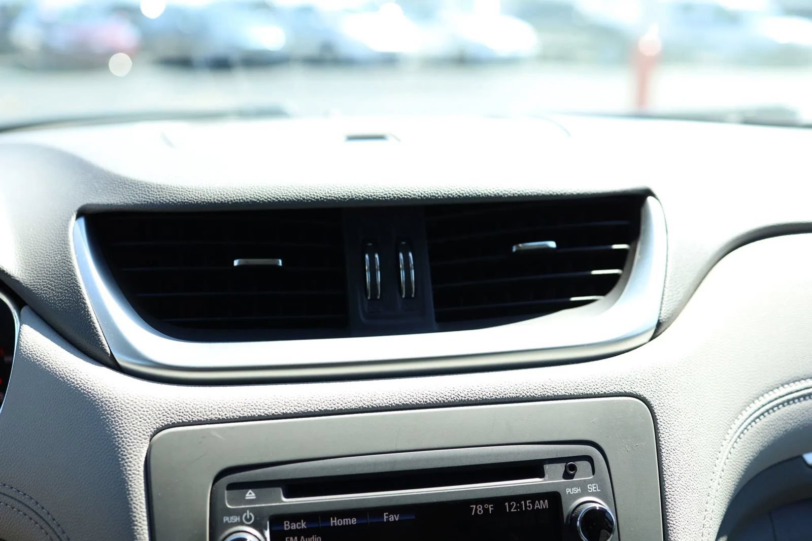 Used 2017 Chevrolet Traverse LS FWD image 17