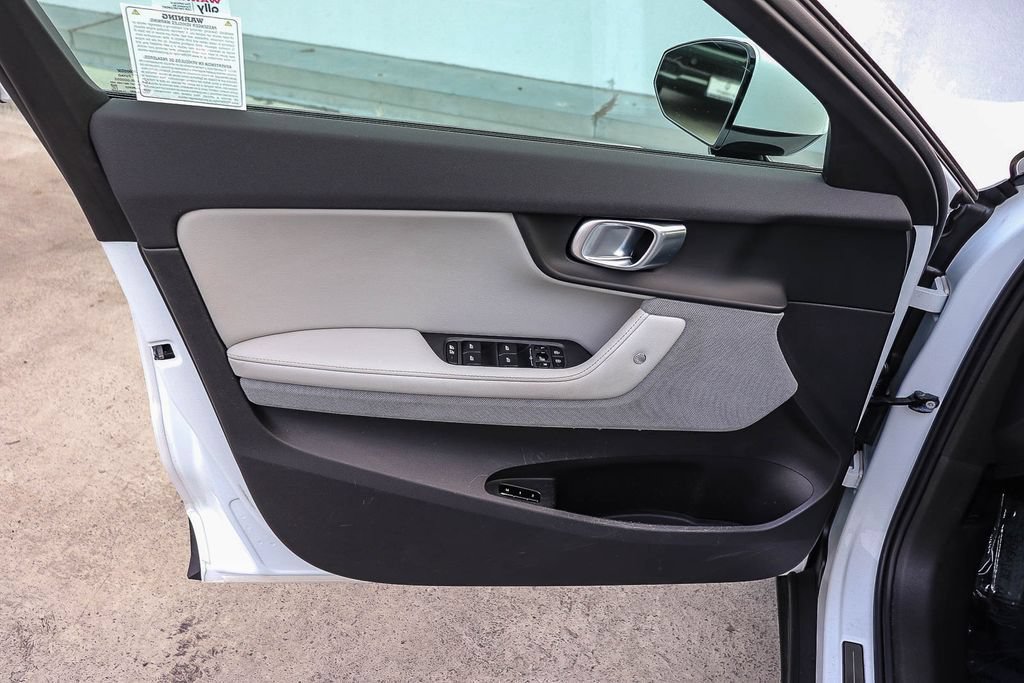 Used 2024 Polestar Polestar 2 AWD/4WD image 25