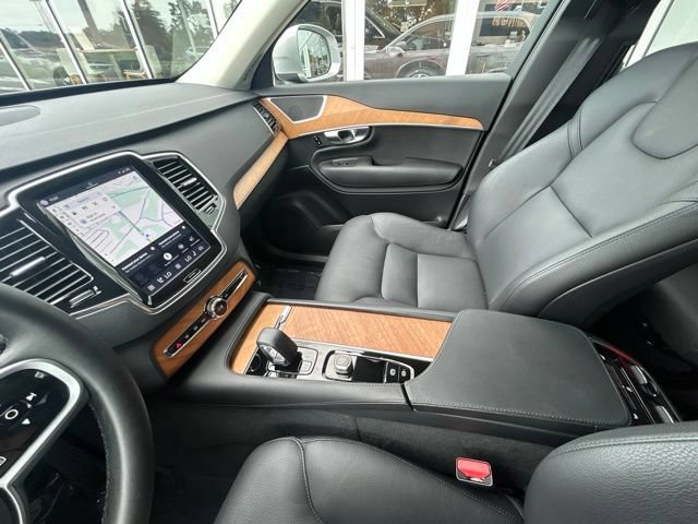 Certified 2025 Volvo XC90 B6 Plus AWD/4WD image 21