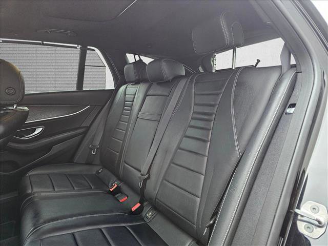 Used 2018 Mercedes-Benz E 400 4MATIC Wagon image 16