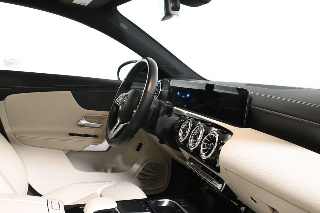 Certified 2022 Mercedes-Benz CLA 250 4MATIC image 29