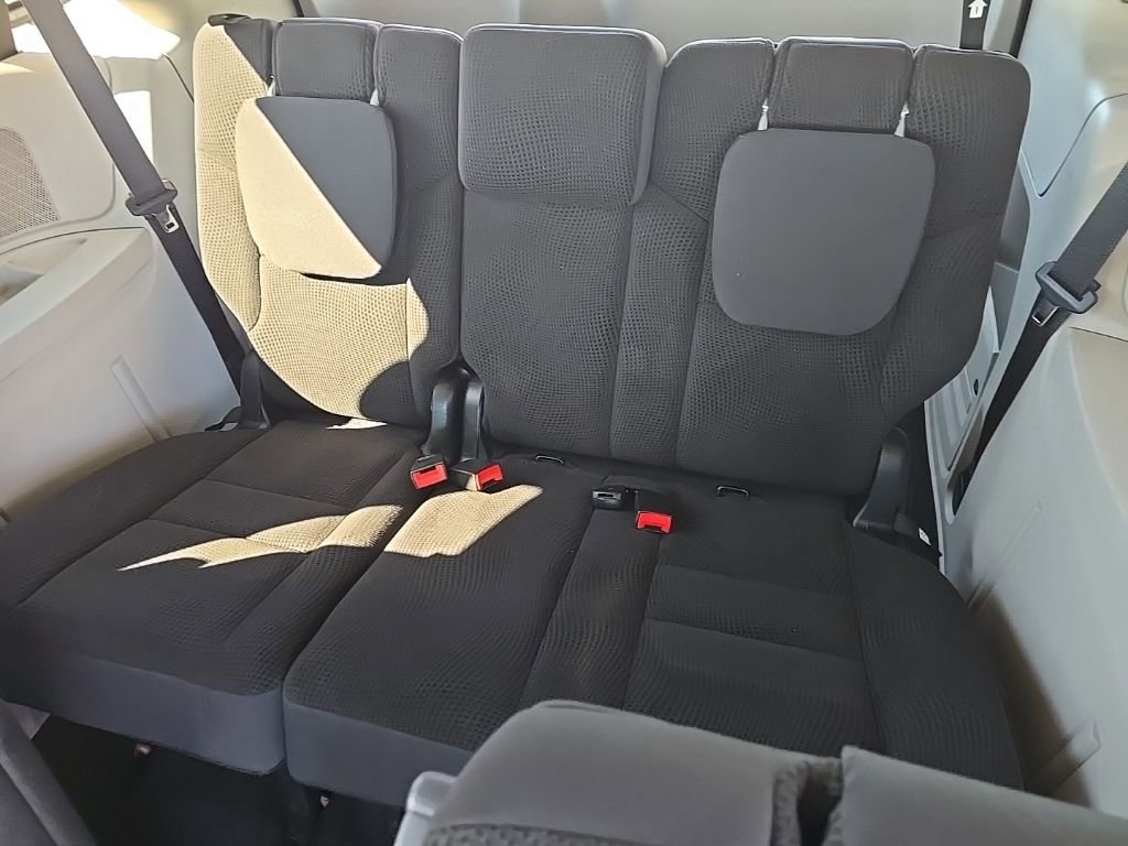 Used 2017 Dodge Grand Caravan SE w/ Power Window Group image 18
