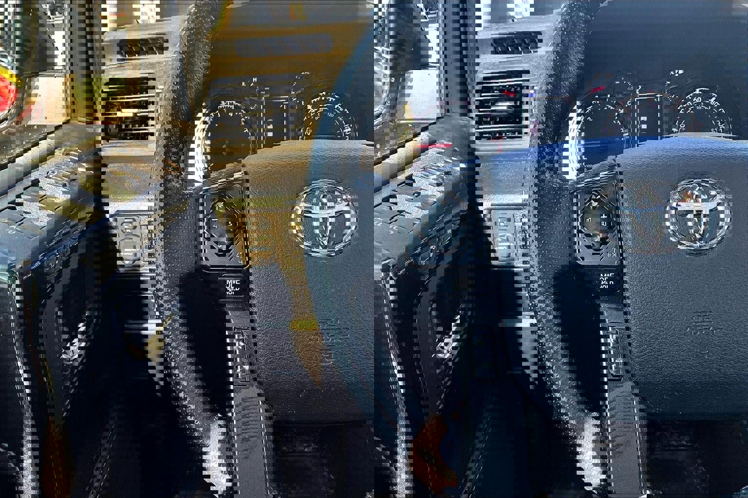 Used 2023 Toyota 4Runner 40th Anniversary SE image 14