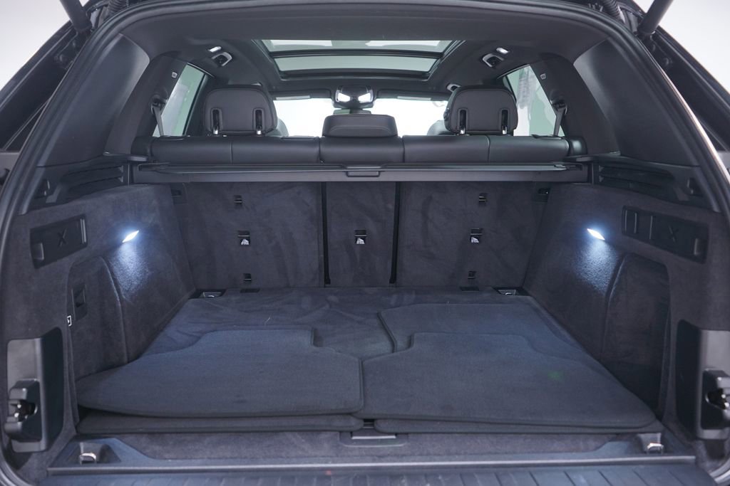 Used 2025 BMW X5 xDrive40i w/ Parking Assistance Package image 23