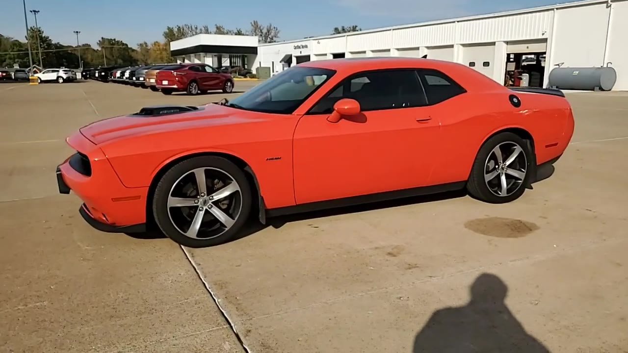 Used 2017 Dodge Challenger R/T Plus RWD image 4
