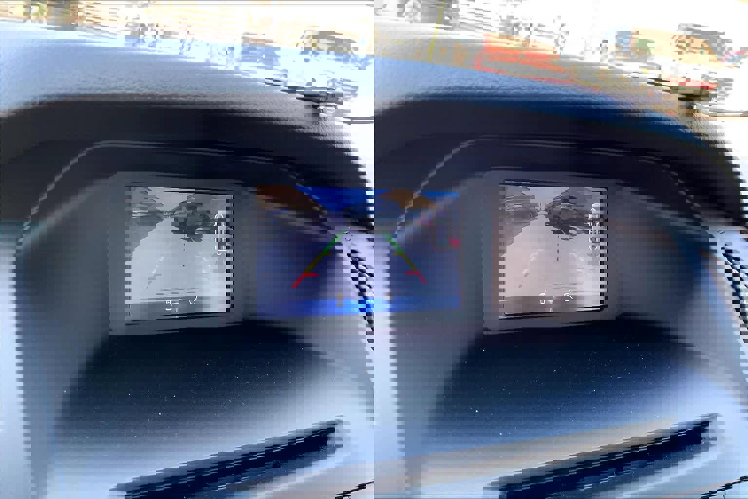 Used 2016 Ford Focus SE w/ Equipment Group 201A image 29