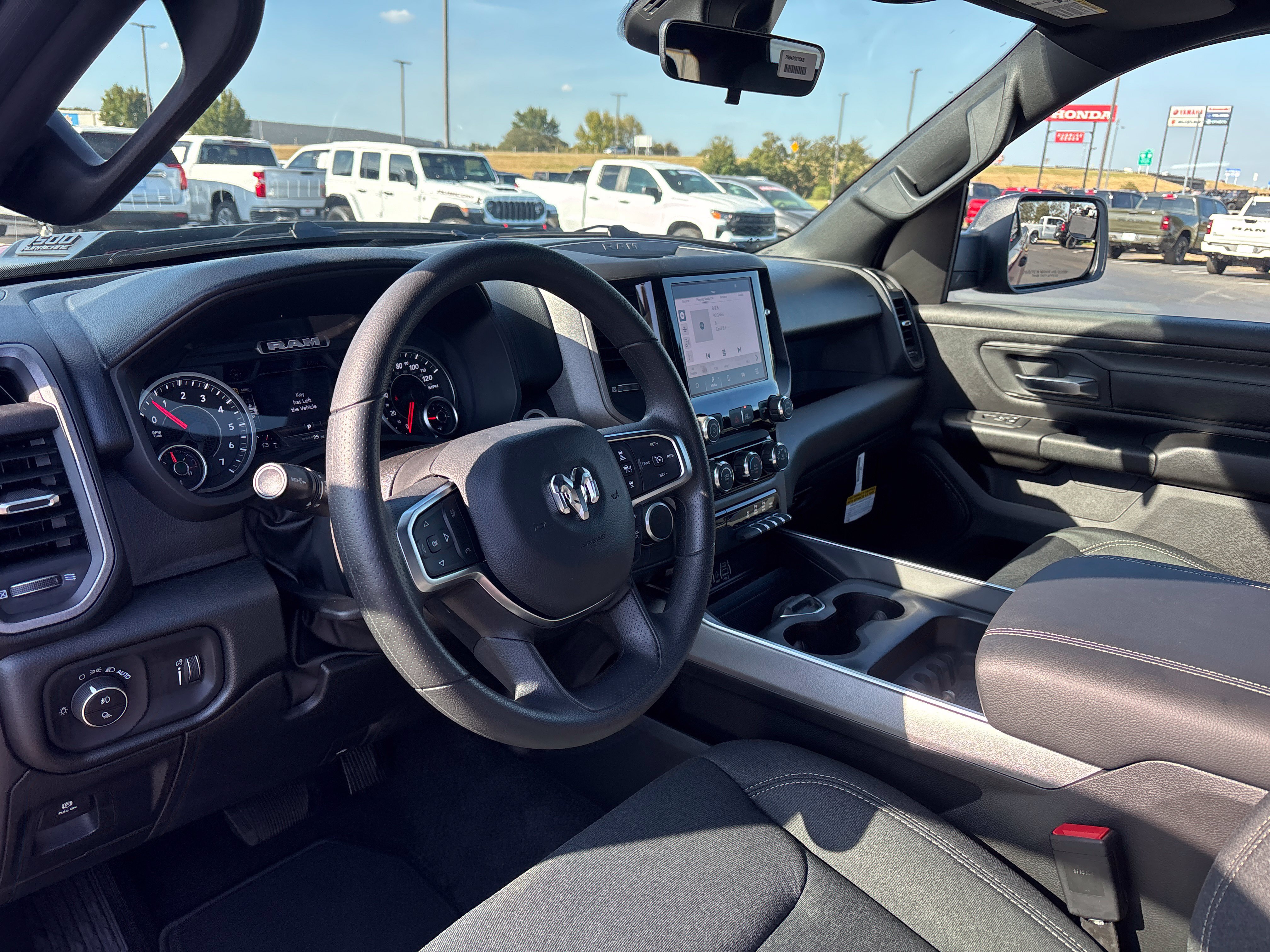 New 2027 RAM 1500 Express AWD/4WD image 10