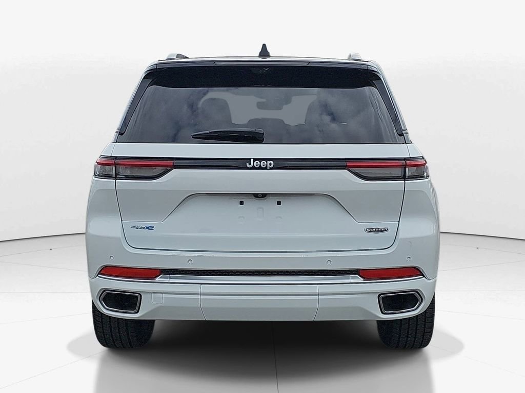 Used 2023 Jeep Grand Cherokee Summit image 6