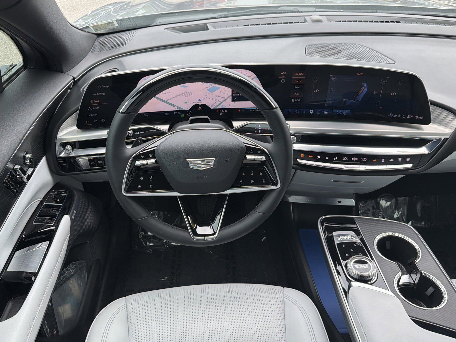 Used 2024 Cadillac Lyriq Luxury RWD image 14