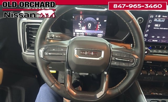Used 2023 GMC Canyon AT4 w/ AT4 Premium Package AWD/4WD image 8