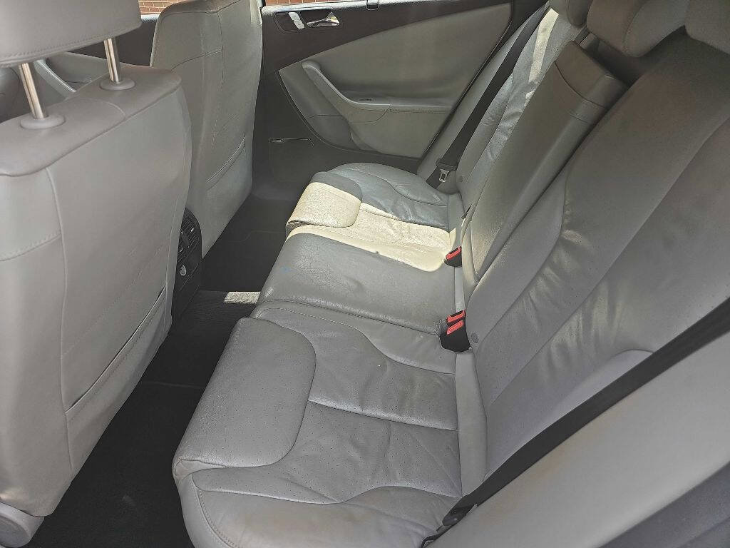 Used 2007 Volkswagen Passat 3.6 image 17