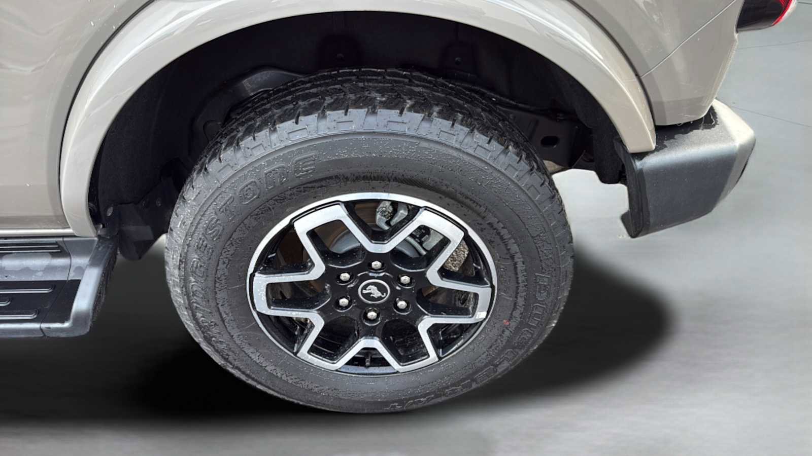 Used 2025 Ford Bronco Outer Banks image 46