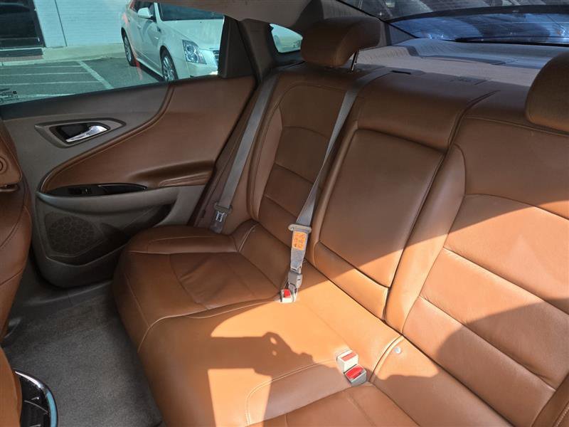 Used 2016 Chevrolet Malibu LT w/ Leather Package image 28