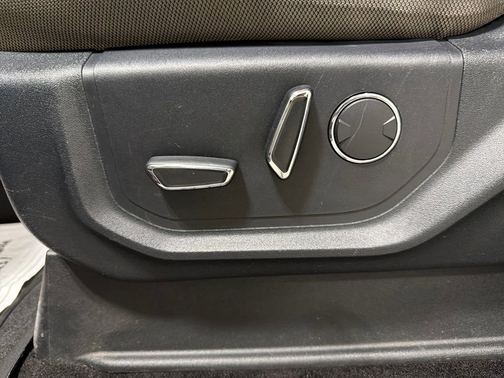 Used 2016 Ford F150 XLT w/ Equipment Group 302A Luxury image 22