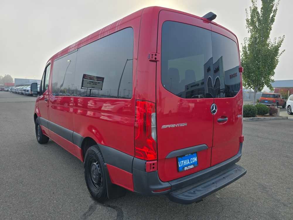 Used 2021 Mercedes-Benz Sprinter 1500 image 3