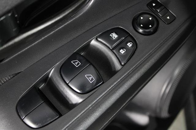 Certified 2025 Nissan Kicks Play S FWD image 22
