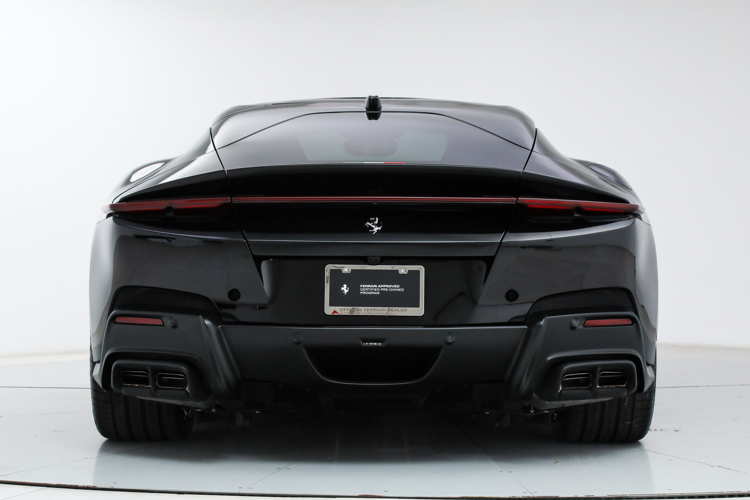 Certified 2025 Ferrari 12Cilindri RWD image 7