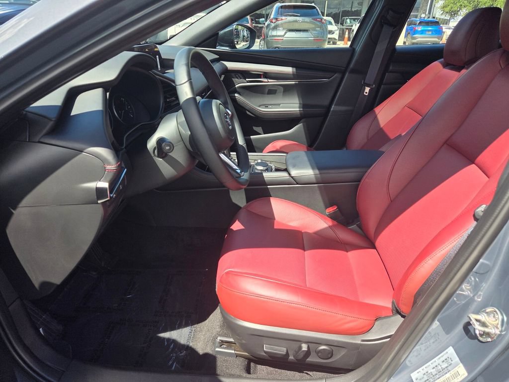 Certified 2026 MAZDA MAZDA3 Carbon AWD/4WD image 4