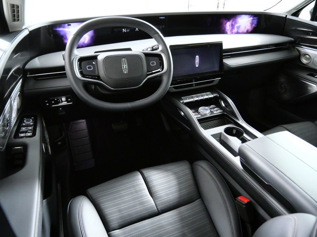 New 2026 Lincoln Nautilus Reserve image 4