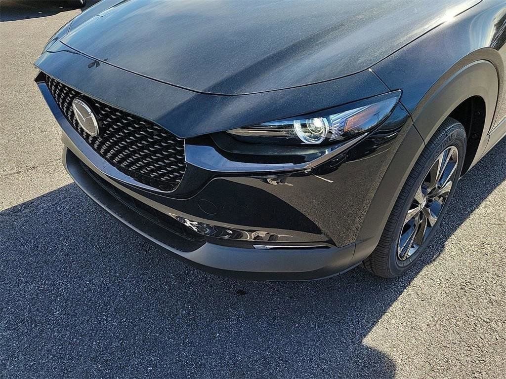 Certified 2025 MAZDA CX-30 2.5 Turbo w/ Premium Package AWD/4WD image 11