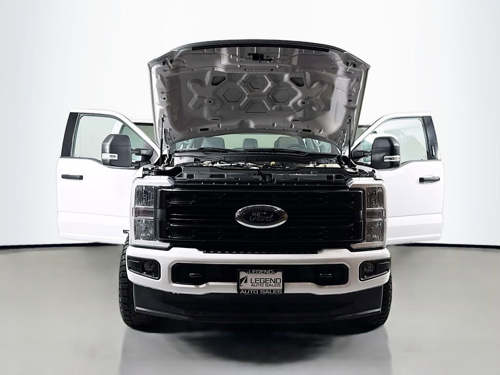 Used 2023 Ford F350 XLT AWD/4WD image 21