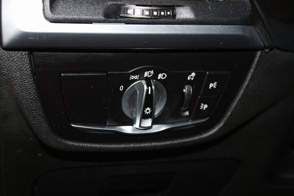 Used 2023 BMW X3 xDrive30i w/ Convenience Package image 11