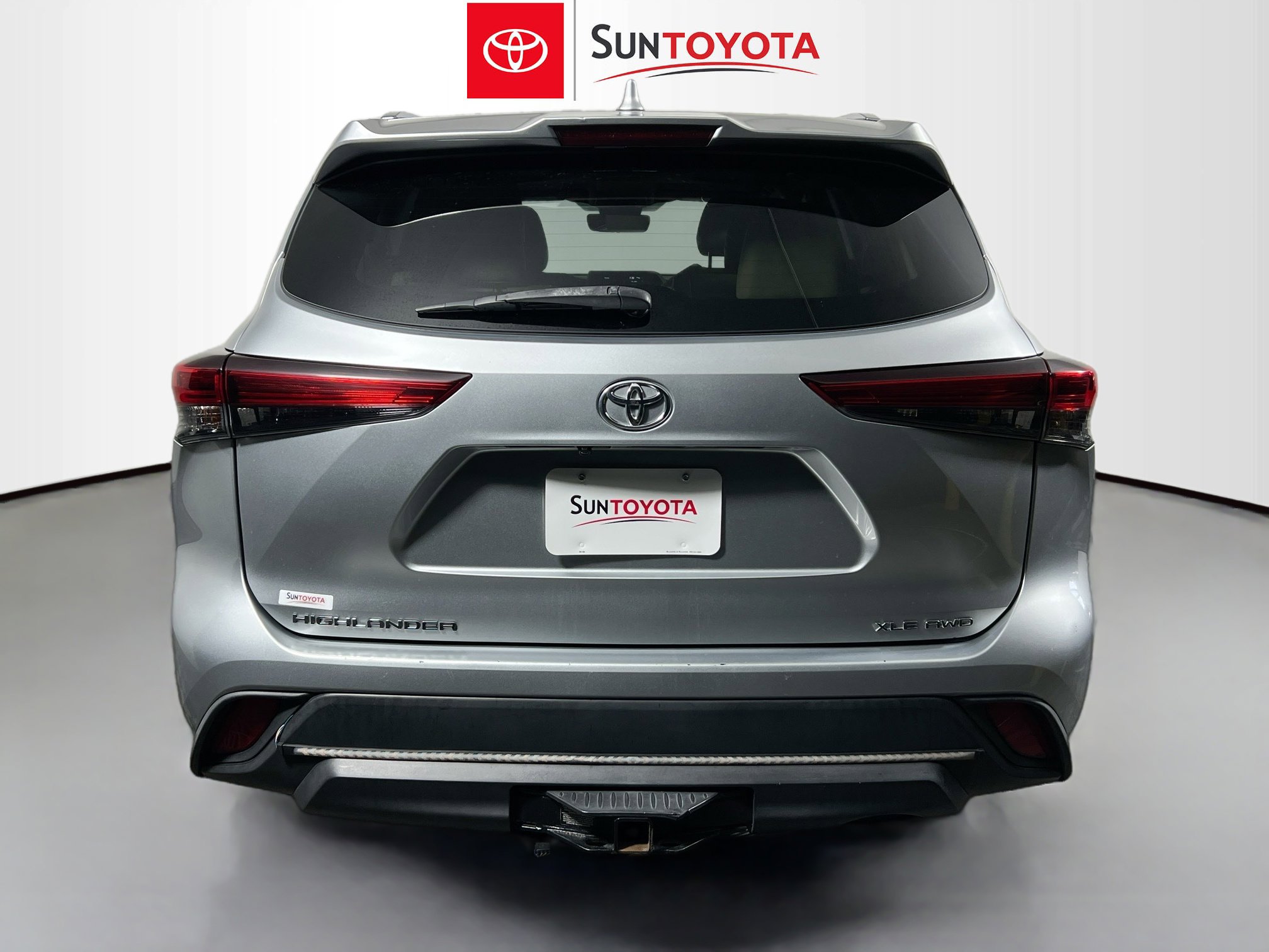 Used 2020 Toyota Highlander XLE image 5