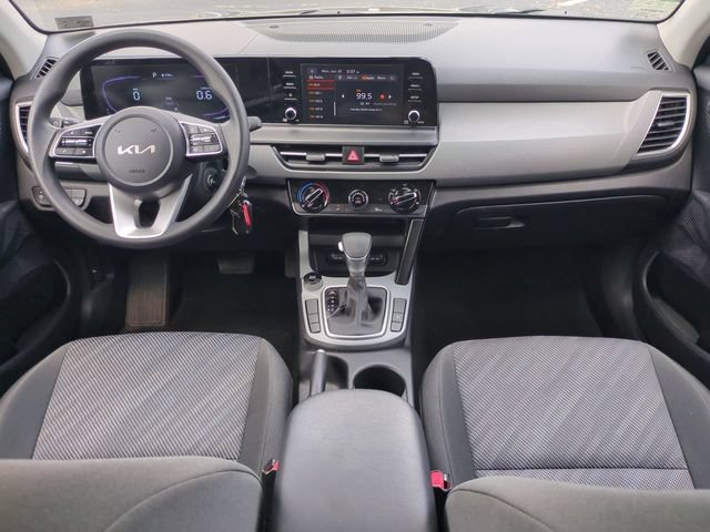 Used 2026 Kia Seltos LX FWD image 15