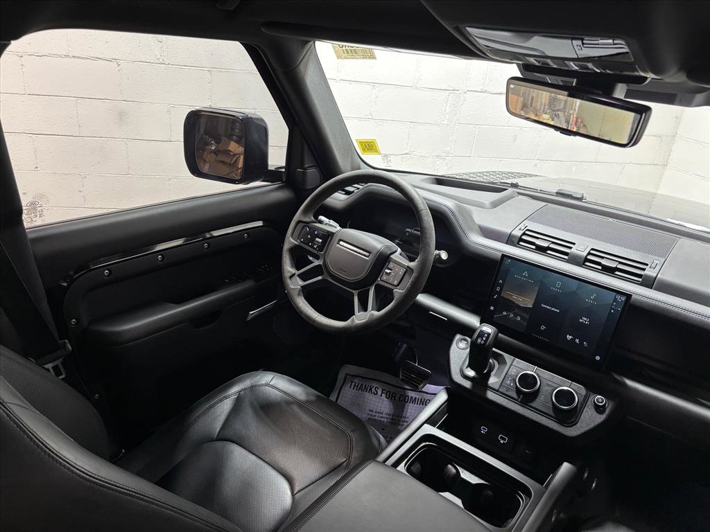 Used 2023 Land Rover Defender 110 V8 image 35