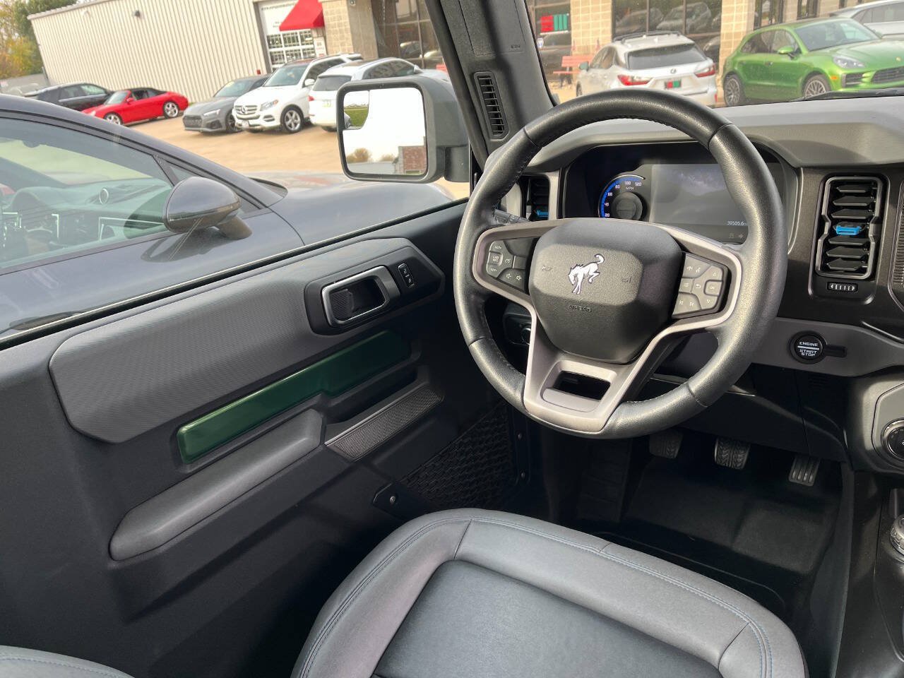 Used 2022 Ford Bronco Black Diamond AWD/4WD image 17