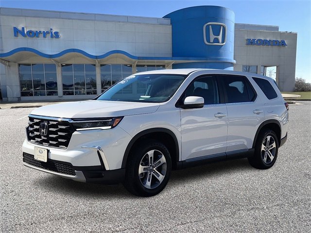 Used 2025 Honda Pilot EX-L image 2