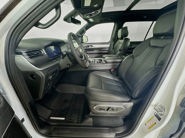 New 2026 Jeep Grand Wagoneer 4WD image 25